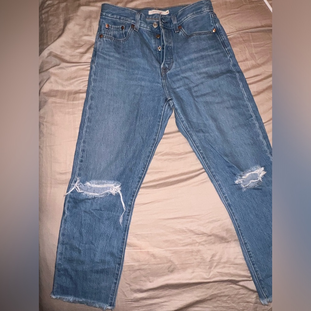Wedgie Fit Straight Leg Levi’s Jeans